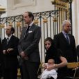  le prince Jean d'Orléans et sa femme la princesse Philomena étaient présents avec leur bébé, la petite Antoinette âgée de 3 mois. 
 Les obsèques d'Emmanuelle de Dampierre, duchesse douairière de Ségovie et d'Anjou, morte le 3 mai 2012 à Rome, ont eu lieu le 11 mai à Paris en l'église Notre-Dame du Val-de-Grâce, rassemblant autour de son petit-fils le prince Louis de Bourbon la famille légitimiste et la Maison de France. La défunte a ensuite été inhumée au caveau familial Dampierre du cimetière parisien de Passy, en petit comité. 