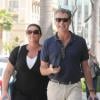 Pierce Brosnan et sa femme Keely Shaye Smith font du shopping à Los Angeles, le 11 mai 2012