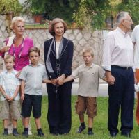 Funérailles pour Cristina d'Espagne et ses enfants, mariage secret pour Letizia