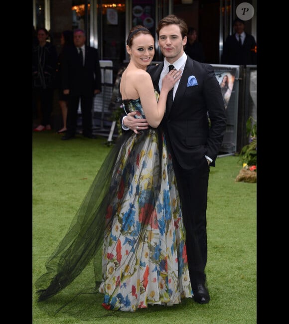 Laura Haddock et Sam Claflin lors de l'avant-première du film Blanche-Neige et le chasseur à Londres le 14 mai 2012