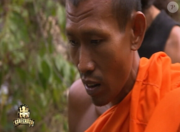 Un moine bouddhiste dans Koh Lanta - La Revanche des héros le vendredi 18 mai 2012 sur TF1