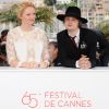 Pete Doherty et Lily Cole, près du Palais des Festivals à Cannes, le dimanche 20 mai, à l'occasion de la projection en Sélection officielle Un certain regard du film Confession d'un enfant du siècle.