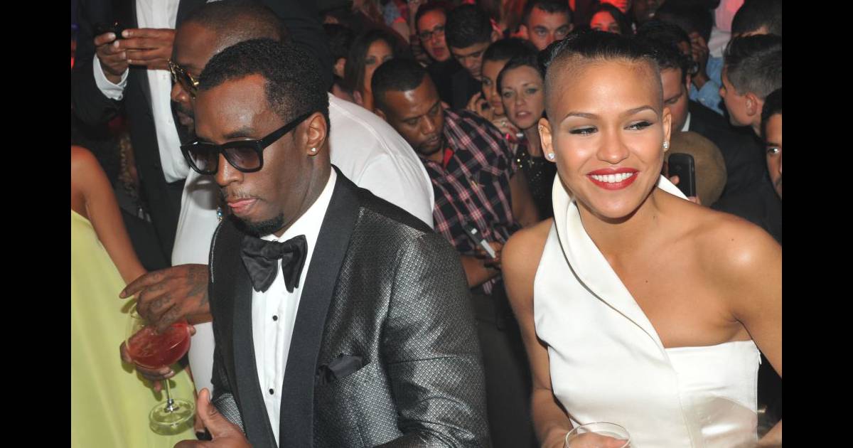 P. Diddy et sa sublime Cassie Joyeux couple devant l'équipe du Grand