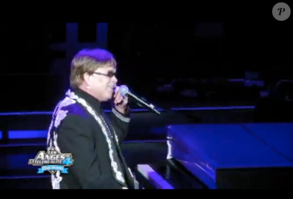 Soirée sosies dans Les Anges de la télé-réalité 4 le mercredi 30 mai 2012 sur NRJ 12