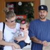 Réunion de famille, Kevin Federline, sa compagne Victoria Prince et leur fille Jordan, à Los Angeles le 31 mai 2012