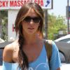 Jennifer Love Hewitt dans les rues de Los Angeles le 31 mai 2012
