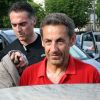 Nicolas Sarkozy de retour à Paris ne perd pas une seconde et enfile ses baskets, le 2 juin 2012.