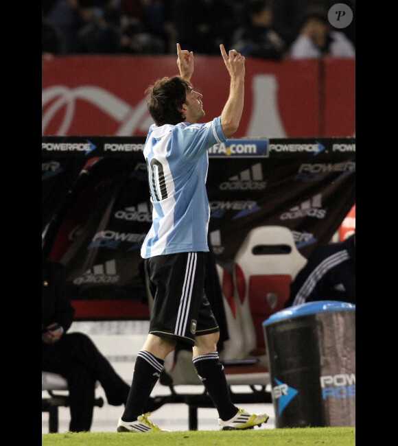 Lionel Messi, buteur et futur papa le 2 juin 2012 à Buenos Aires