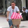 Francesco Totti a la tête des grands jours lors de ses vacances en amoureux à Miami le 4 juin 2012