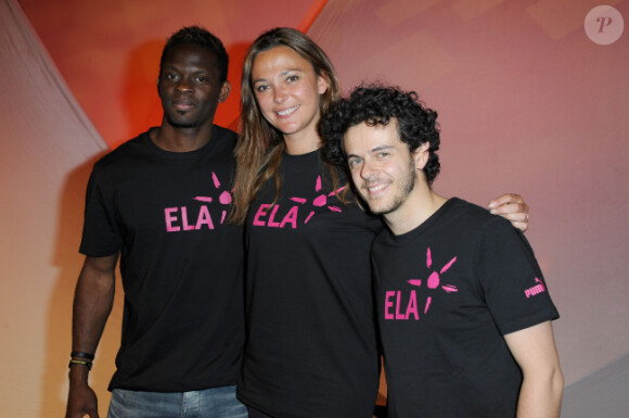 Louis Saha, Sandrine Quétier et Michaël Grégorio lors du 5e prix de l'Ambassadeur décerné par l'association ELA au Parc Dysneyland Paris le 6 juin 2012