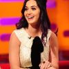 Katy Perry sur le plateau du Graham Norton show à Londres le 7 juin 2012