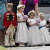 Les demoiselles d'honneur. Le prince William et Kate Middleton, ainsi que le prince Harry, le comte Charles Spencer et sa nouvelle épouse, ou encore Lady Kitty Spencer, étaient le 9 juin 2012 au mariage d'Emily McCorquodale, nièce de la regrettée Lady Di, avec James Hutt, dans le Lincolnshire.