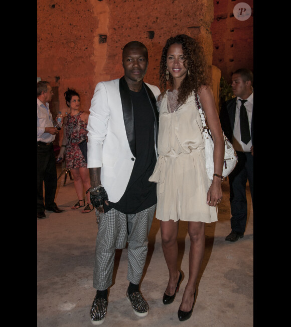 Djibril Cissé et Noémie Lenoir lors du dîner de Gala du deuxième Festival du Marrakech du Rire 2012 au Palais El Badi à Marrakech le samedi 9 juin 2012