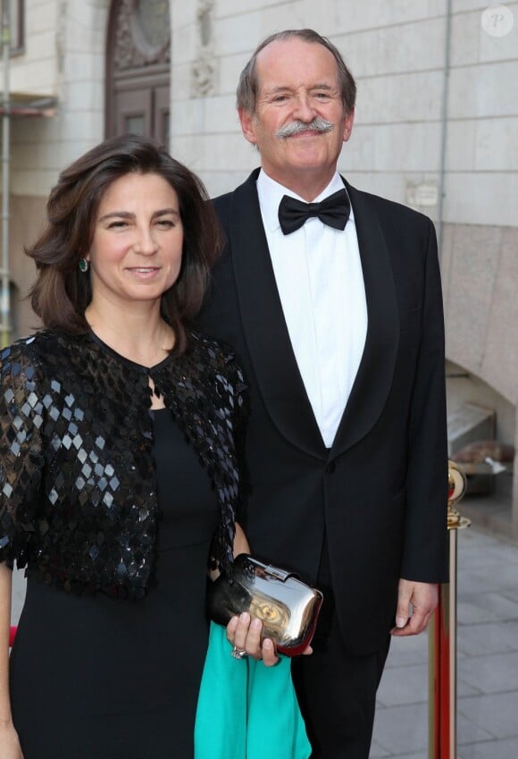 Le duc et la duchesse de Bragance.
Le prince Carl Philip de Suède et la comtesse Marianne de Wisborg étaient bien entourés pour la remise des prix d'art Marianne and Sigvard Bernadotte Art Awards, le 7 juin 2012 au Grand Hôtel de Stockholm.