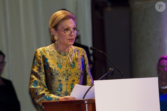 L'ex-impératrice d'Iran Farah Pahlavi.
Soirée de remise des prix d'art Marianne and Sigvard Bernadotte Art Awards sous le parrainage du prince Carl Philip de Suède et de la comtesse Marianne de Wisborg, le 7 juin 2012 au Grand Hôtel de Stockholm.