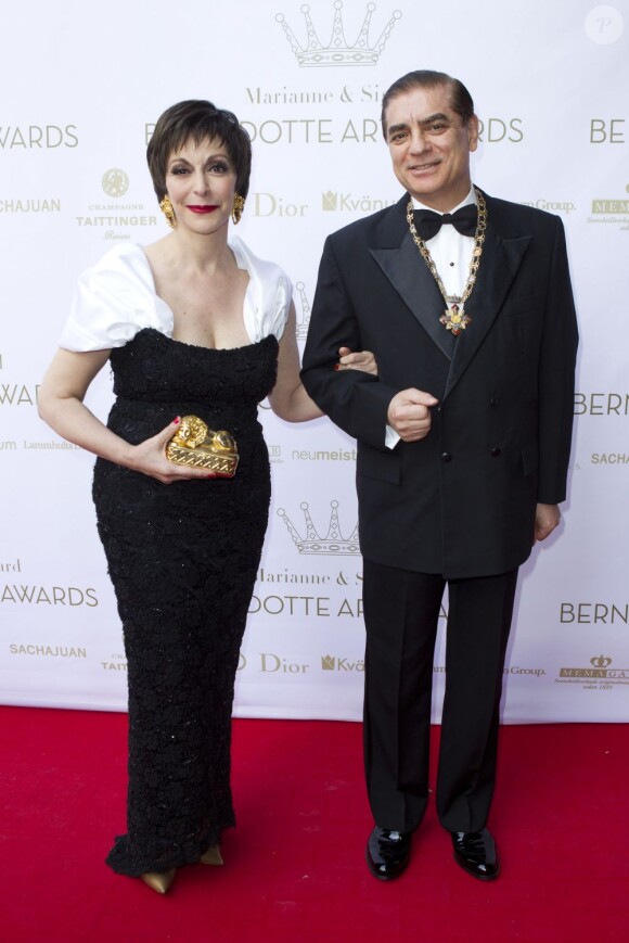 Le prince Paul de Roumanie et la princesse Lia.
Soirée de remise des prix d'art Marianne and Sigvard Bernadotte Art Awards sous le parrainage du prince Carl Philip de Suède et de la comtesse Marianne de Wisborg, le 7 juin 2012 au Grand Hôtel de Stockholm.