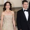 La princesse Mary et le prince Frederik arrivent pour un dîner au palais royal Amalienborg, à Copenhague, le 14 juin 2012 en l'honneur de la visite officielle au Danemark du président de la République populaire de Chine Hu Jintao et son épouse Liu Yongqing.