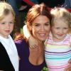 Poppy Montgomery a assisté à la projection de Brave avec son fils Jackson et une autre fillette. Los Angeles le 18 juin 2012
