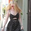 Dakota Fanning dans les rues de Los Angeles avec un look de lolita rock. Le 20 juin 2012