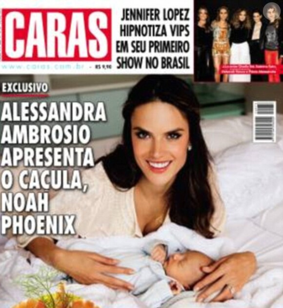 Couverture du magazine Caras avec Alessandra Ambrosio et son fils Noah