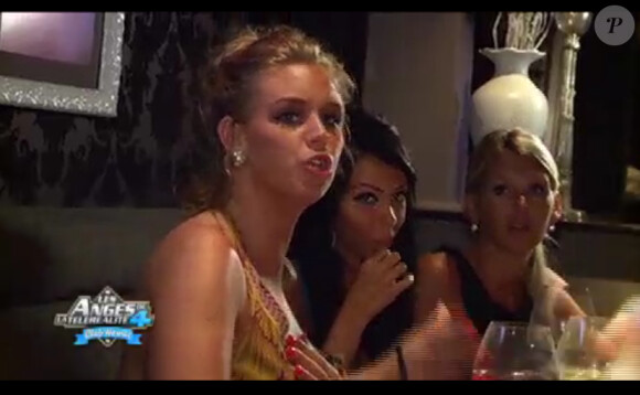 Aurélie dans Les Anges de la télé-réalité 4 le mercredi 27 juin 2012 sur NRJ 12