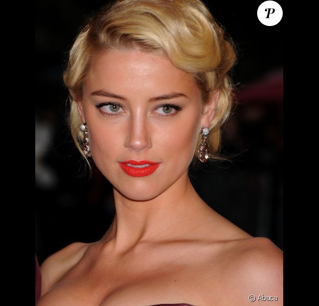Amber Heard le 7 mai 2012 au Metropolitan Museum of Art à New York