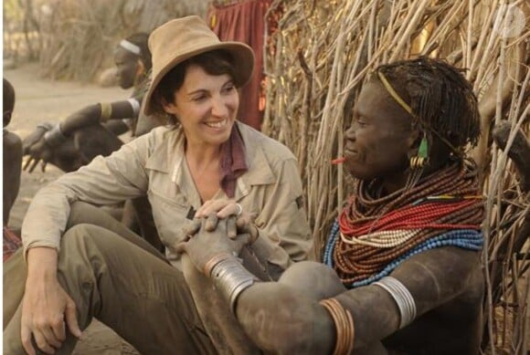 Zabou Breitman au cours de son voyage en Ethiopie avec Frédéric Lopez.