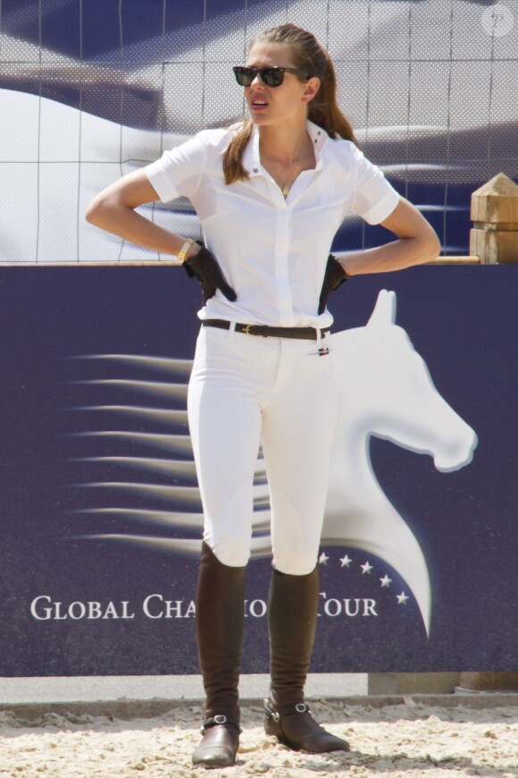 Charlotte Casiraghi lors du Jumping international de Monte-Carlo (CSI5*) le 28 juin 2012.