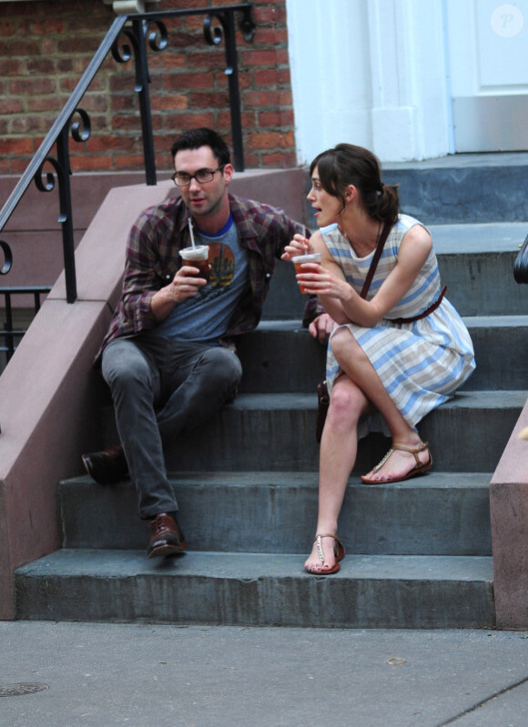 Keira Knightley et Adam Levine dans les rues de New York pour le tournage de Can a Song Save Your Life ?, le 29 juin 2012.