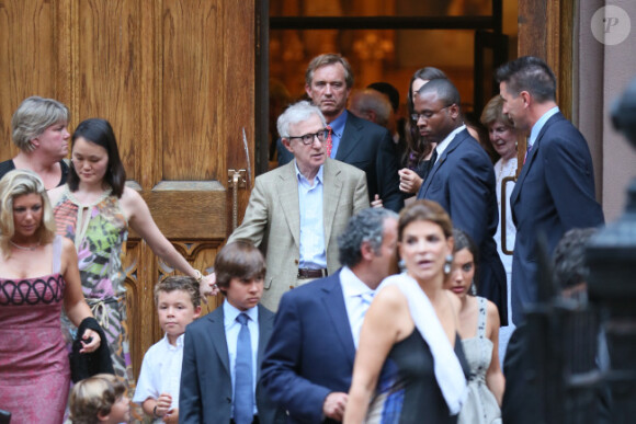 Woody Allen et sa femme Soon-Yi au mariage d'Alec Baldwin et Hilaria Thomas, le 30 juin 2012 à New York.