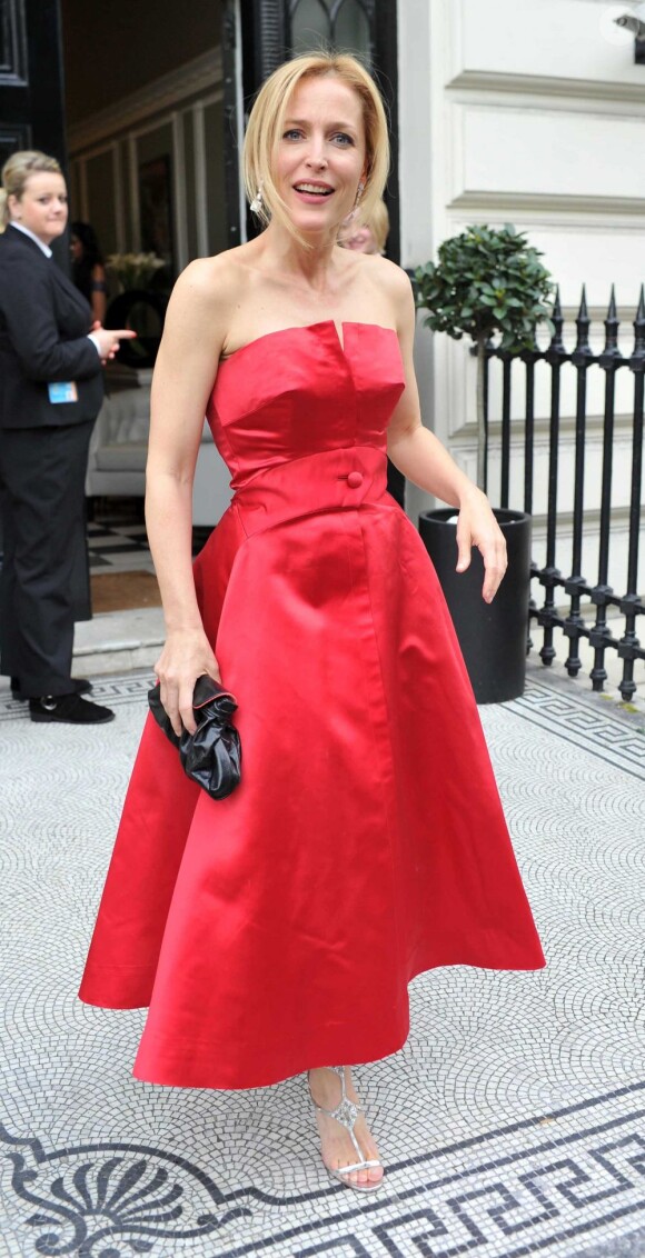 Gillian Anderson au bal du magazine Tatler à Londres, le 5 juillet 2012.