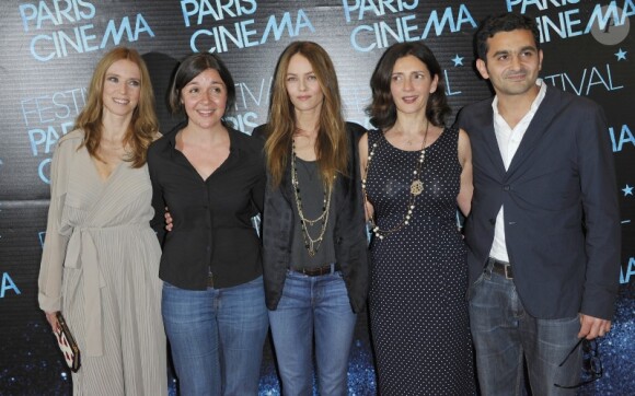 Léa Drucker, Cécilia Rouaud, Vanessa Paradis, Valérie Karsenti et Laurent Capelluto lors de la présentation du film de clôture du festival Paris Cinéma, Je me suis fait tout petit, le 9 juillet 2012 à Paris