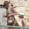 Exclusif : Elle Macpherson et son fils Aurelius en vacances à Ibiza. Le 11 juillet 2012.