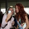Sylvie Tellier accompagne Delphine Wespeiser lors de son départ pour le concours de Miss Monde en Chine le 19 juillet 2012 à l'aéroport Roissy Charles de Gaulle