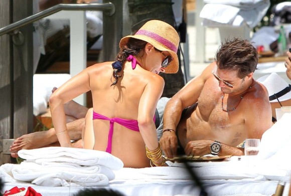 David Charvet et sa femme Brooke Burke à la piscine à Miami, le 19 juillet 2012