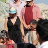 Steven Spielberg et son épouse Kate embarquent à bord d'un yacht, le jeudi 19 juillet 2012.