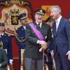 Le roi Albert II de Belgique hilare pendant la parade militaire, beaucoup plus détendu qu'en 2011.
La famille royale de Belgique célébrait le 21 juillet 2012 la Fête nationale.