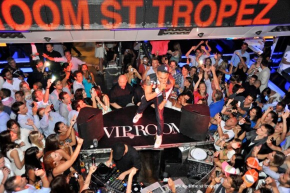 Taboo des Black Eyed Peas aux platines du VIP Room, le 24 juillet 2012.
