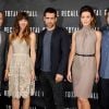 Bryan Cranston, Jessica Biel, Colin Farrell, Kate Beckinsale et Len Wiseman lors du photocall de Total Recall à Los Angeles, le 28 juillet 2012.