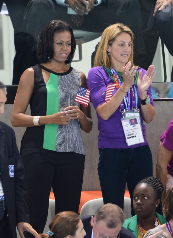 Michelle Obama à l'Aquatics Centre de Londres le 29 juillet 2012 pour les épreuves de natation des Jeux olympiques 2012.
