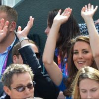 JO - Kate Middleton et William : Ola et ovation à Wimbledon pour Andy Murray