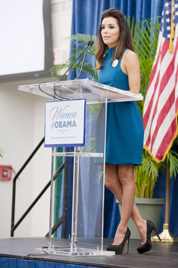 Eva Longoria préside le Summit for Women Vote 2012, à Miami le 4 août 2012