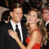 Gisele Bundchen et Tom Brady - deuxièmes du classement Forbes des couples célèbres ayant gagné le plus d'argent entre mai 2011 et mai 2012