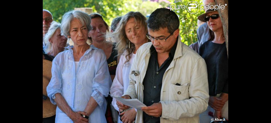 Obsèques du journaliste français Michel Polac, dans le village de Cabrerolles, le 10 août 2012 - Patrick Pelloux prend la parole