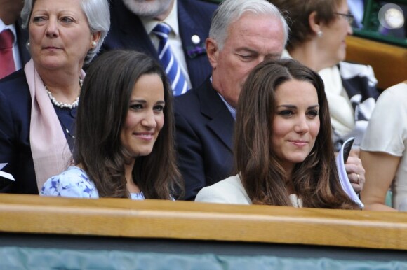 Kate et Pippa Middleton le 8 juillet 2012 à Wimbledon.