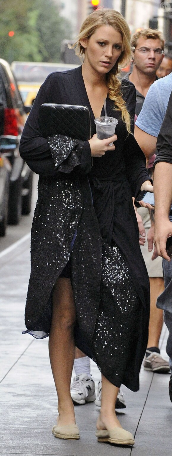 Blake Lively sur le tournage de Gossip Girl le 21 août 2012