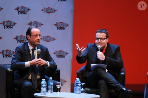 François Hollande et Nicolas Demorand à Grenoble, le 27 janvier 2012.