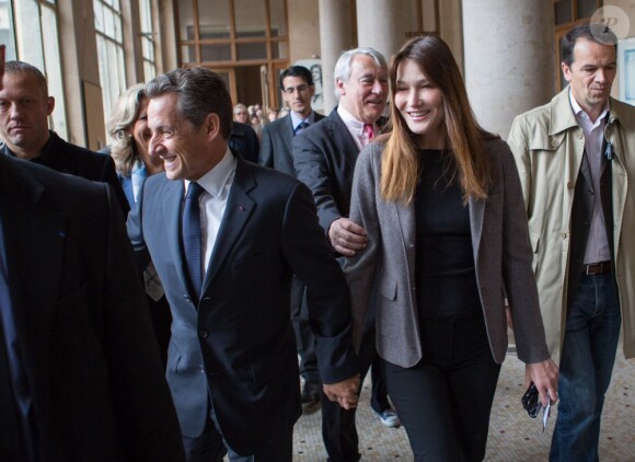 Carla Bruni et Nicolas Sarkozy à Paris, le 10 juin 2012.