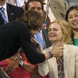 Nicole Kidman et Keith Urban s'embrassent dans les tribunes du Arthur Ashe Stadium lors de l'US Open. New York, le 31 août 2012.
