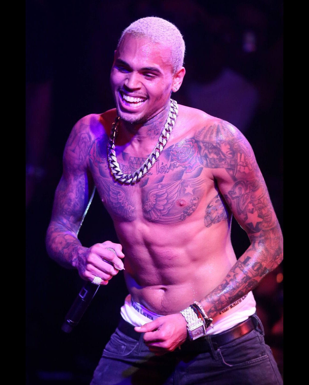 Photo : Chris Brown à Cannes le 25 juillet 2012 - Purepeople